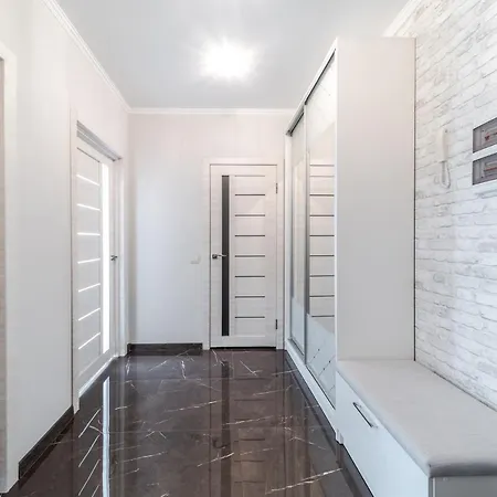 شقة Inshiapartment On Kulisha Str 2