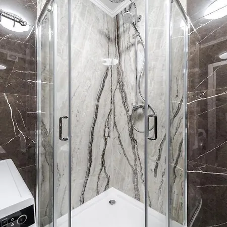 Inshiapartment On Kulisha Str 2 アパート