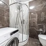 Апартаменти Inshiapartment On Kulisha Str 2 *